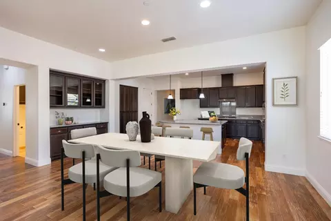 778 Collins St, Manteca, CA 95337 photo 2