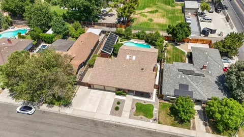 View/Area - 1620 Carleton Dr, Turlock, CA 95382 photo 3 of 4