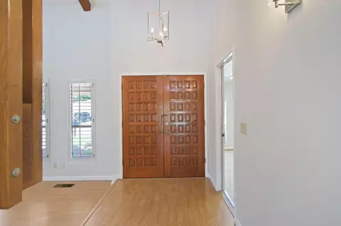 Entry Way - 1620 Carleton Dr, Turlock, CA 95382 photo 1 of 5