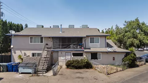 2601 Chester Dr, Modesto, CA 95350 photo 1