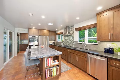 Kitchen - 1807 Lambeth Way, Carmichael, CA 95608 photo 2 of 7