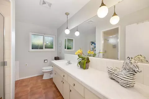 Bath - 1807 Lambeth Way, Carmichael, CA 95608 photo 2 of 2
