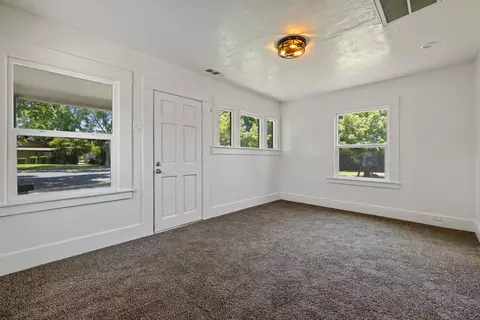529 Bodem St, Modesto, CA 95350 photo 6
