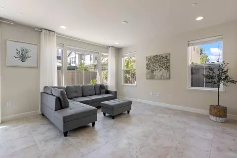 1010 Forbes Ln, Davis, CA 95616 photo 8