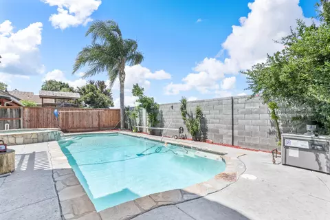 Exterior - 951 Kennedy Pl, Tracy, CA 95377 photo 1 of 1