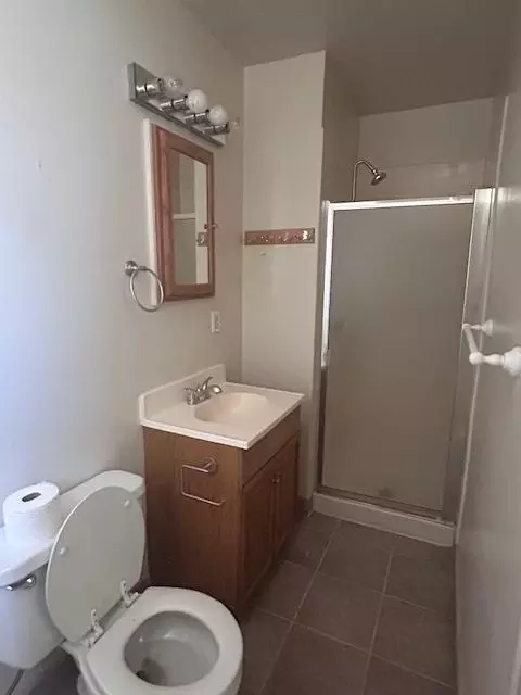 Bath - 2217 Vicki Dr, Modesto, CA 95350 photo 2 of 2