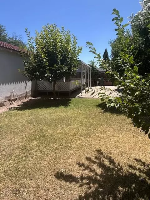 Exterior - 2217 Vicki Dr, Modesto, CA 95350 photo 2 of 4