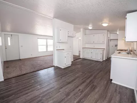 2545 E Ave I #6, Lancaster, CA 93535 photo 9