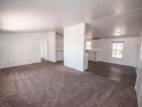 2545 E Ave I #6, Lancaster, CA 93535 photo 5