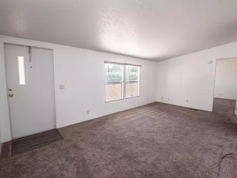 2545 E Ave I #6, Lancaster, CA 93535 photo 7