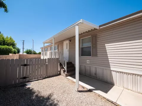 2545 E Ave I #6, Lancaster, CA 93535 photo 3