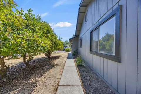 1587 American River Trl, Cool, CA 95614 photo 36