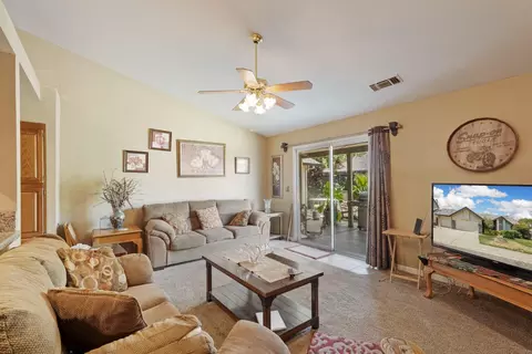 211 Wren Dr, Galt, CA 95632 photo 9
