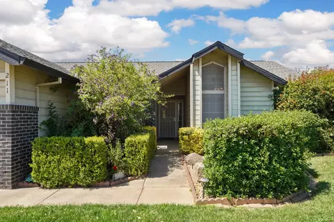 211 Wren Dr, Galt, CA 95632 photo 3