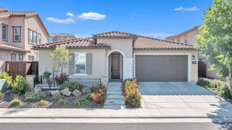 3233 Gopher Ridge Dr, Folsom, CA 95630 photo 1