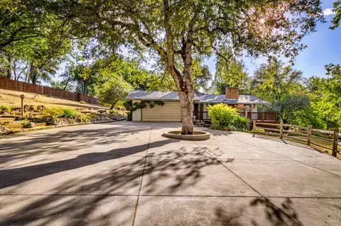 5541 Oak Leaf Cir, Placerville, CA 95667 photo 1