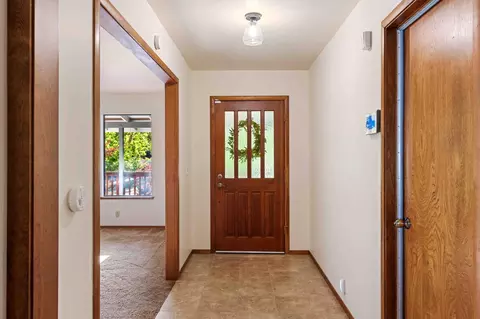 5541 Oak Leaf Cir, Placerville, CA 95667 photo 10