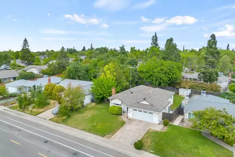 View/Area - 6441 Saint James Dr, Carmichael, CA 95608 photo 1 of 9
