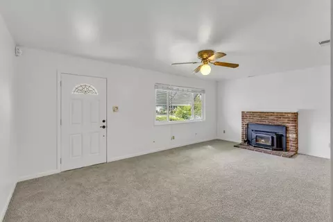Living - 6441 Saint James Dr, Carmichael, CA 95608 photo 5 of 16