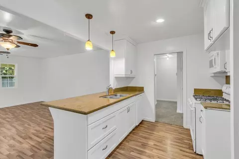 Kitchen - 6441 Saint James Dr, Carmichael, CA 95608 photo 2 of 6