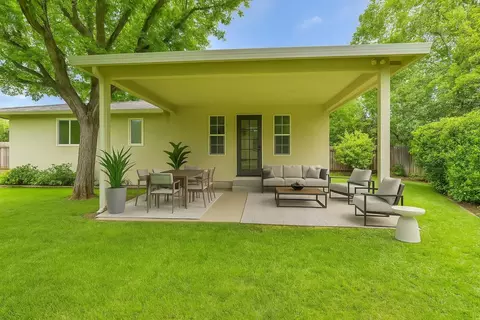 Exterior - 6441 Saint James Dr, Carmichael, CA 95608 photo 7 of 13