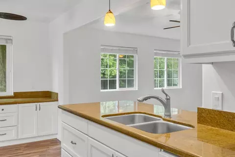 Kitchen - 6441 Saint James Dr, Carmichael, CA 95608 photo 6 of 6