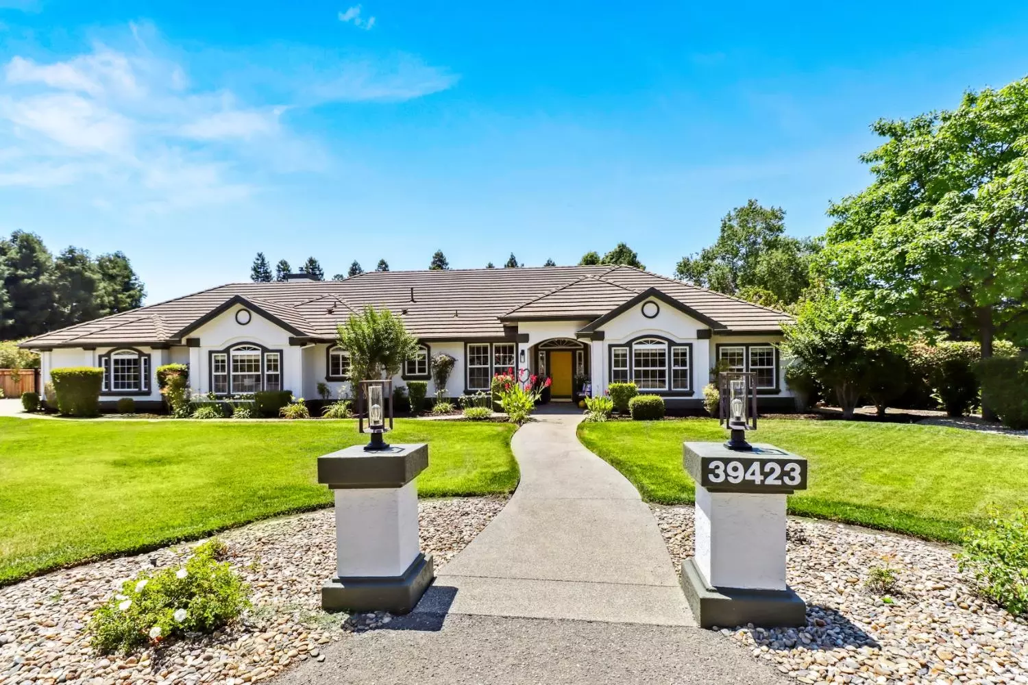 39423 Black Hawk Pl, Davis, CA 95616 | 95 Photos - Movoto