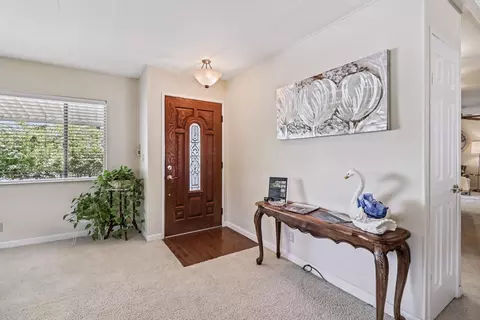 Entry Way - 340 Stonebrook Dr, Folsom, CA 95630 photo 2 of 2