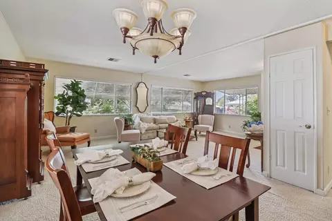 Dining - 340 Stonebrook Dr, Folsom, CA 95630 photo 3 of 4