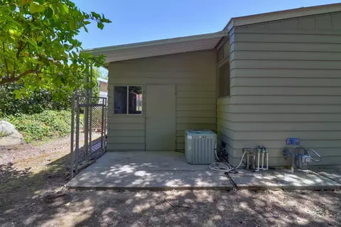 Exterior - 340 Stonebrook Dr, Folsom, CA 95630 photo 17 of 27