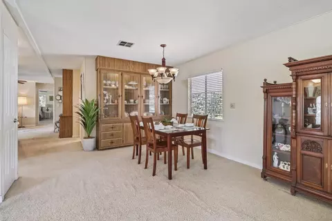 Dining - 340 Stonebrook Dr, Folsom, CA 95630 photo 1 of 4