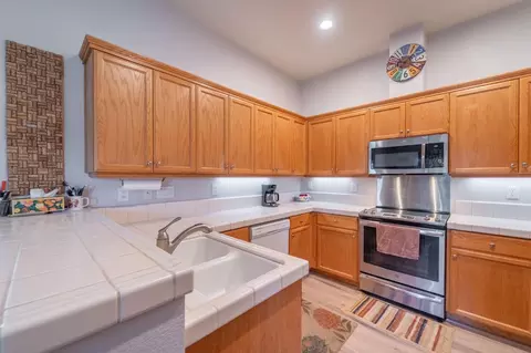 2765 Tapestry St, Manteca, CA 95337 photo 14