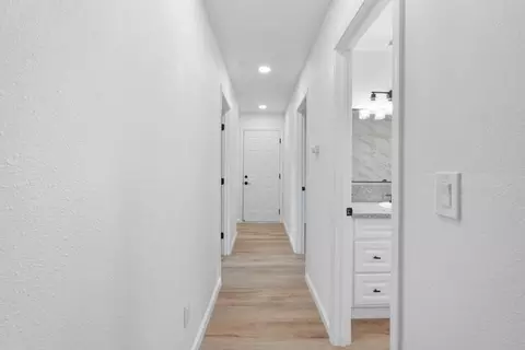 Entry Way - 1908 Serena Ave, Modesto, CA 95355 photo 3 of 4
