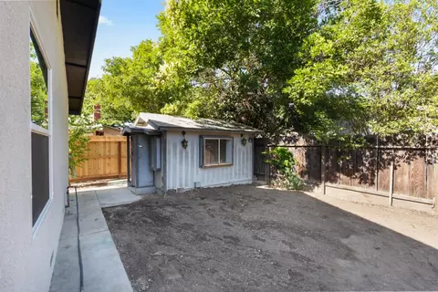 Exterior - 1908 Serena Ave, Modesto, CA 95355 photo 6 of 7