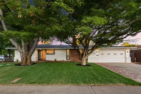1233 Meredith Way, Carmichael, CA 95608 photo 2