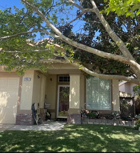 2807 Turnbuckle Cir, Elk Grove, CA 95758