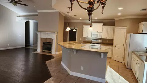 2133 Darsha, Redding, CA 96003 photo 6