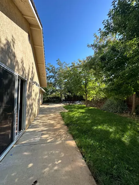2133 Darsha, Redding, CA 96003 photo 19