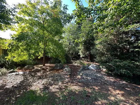 2133 Darsha, Redding, CA 96003 photo 18