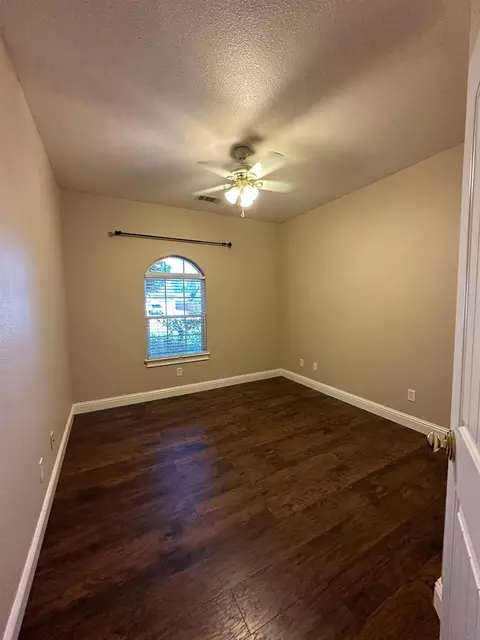 2133 Darsha, Redding, CA 96003 photo 10