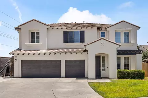 Exterior - 1500 Dinard Ct, Hughson, CA 95326 photo 1 of 13