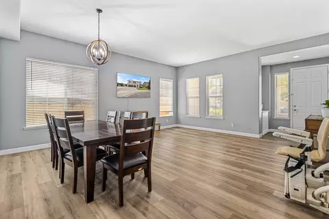 Dining - 1500 Dinard Ct, Hughson, CA 95326 photo 2 of 3