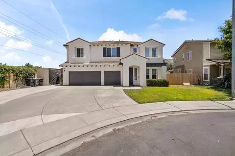 Exterior - 1500 Dinard Ct, Hughson, CA 95326 photo 3 of 13