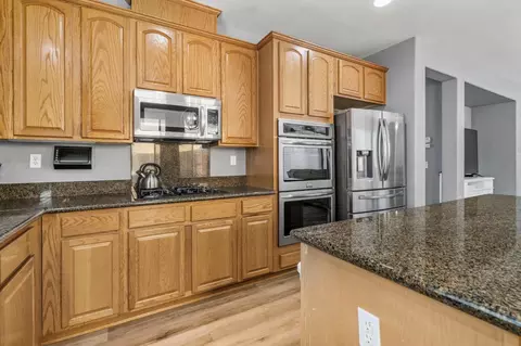 Kitchen - 1500 Dinard Ct, Hughson, CA 95326 photo 3 of 7