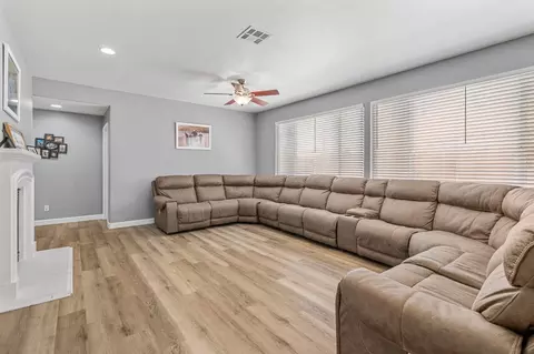 Living - 1500 Dinard Ct, Hughson, CA 95326 photo 1 of 4
