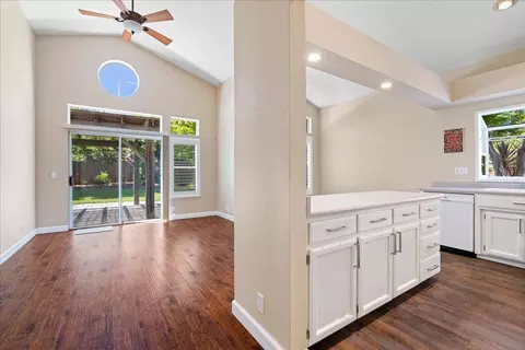 1701 Evergreen Ct, Davis, CA 95618 photo 12