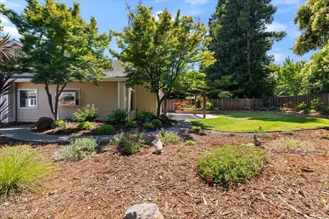 1701 Evergreen Ct, Davis, CA 95618 photo 34