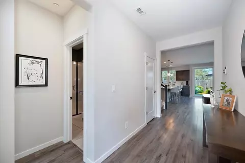 328 Chan Ct, Folsom, CA 95630 photo 5