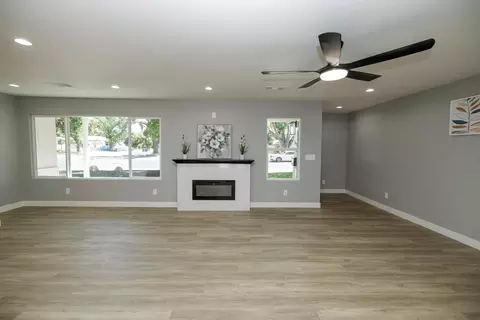 Living - 2423 Miller Ave, Modesto, CA 95354 photo 4 of 11