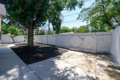 Exterior - 2423 Miller Ave, Modesto, CA 95354 photo 10 of 15